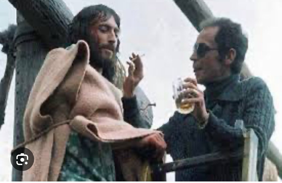 Felipecreixell's tweet photo. Lo único y más importante para este viernes santo es saber si TVN dará Jesús de Nazaret.! https://t.co/DB9IdcxAlQ