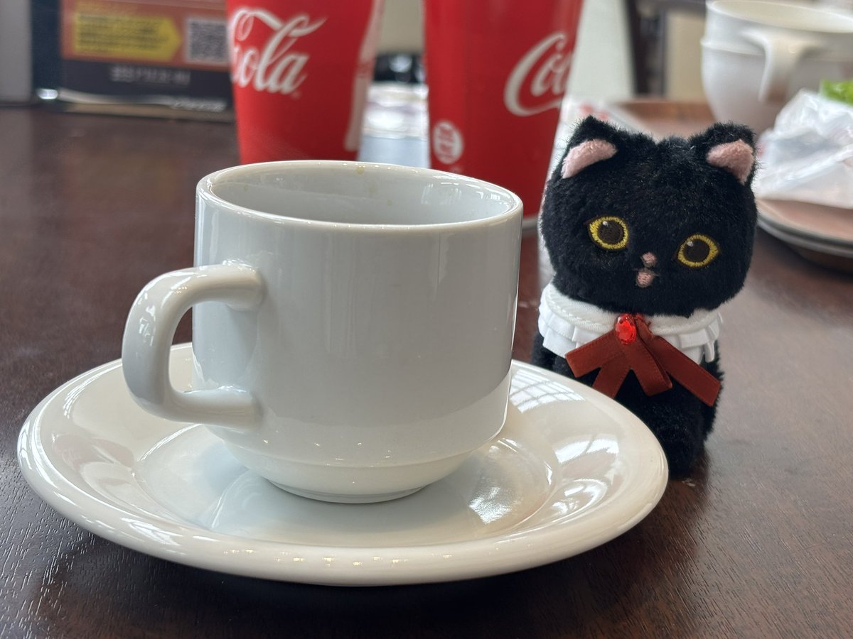 InekoDADA's tweet photo. PIER01の唐揚げ
サラダバー、ドリンクバー、スープバーもついてるんだよ！
お得な気分です

食べ終わったら、音テスト。
ほぼ、ミニライブです
#teamDADAKO #ケーズハーバー　#PIER01 #リハーサル https://t.co/KY3LxXwIY0