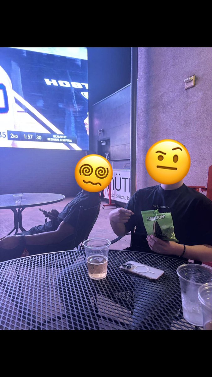 Seeds at the bar? Yeah that’ll play. #LANK