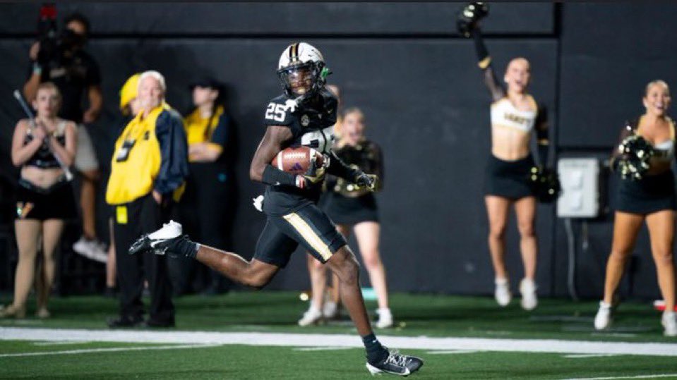 d1highlights (@d1highlights) on Twitter photo 2028 Athlete <a href="/Jermainecobbin_/">jermainecobbins_</a> out of Springfield HS (TN) picks up an offer this evening from <a href="/VandyFootball/">Vanderbilt Football</a> .
Keep hearing good things on him, it’s been awhile since we’ve made our way up I-24 (since Fat Cat Days #IYKYK)- trip loading this fall. 2028 Athlete <a href="/Jermainecobbin_/">jermainecobbins_</a> out of Springfield HS (TN) picks up an offer this evening from <a href="/VandyFootball/">Vanderbilt Football</a> .
Keep hearing good things on him, it’s been awhile since we’ve made our way up I-24 (since Fat Cat Days #IYKYK)- trip loading this fall.