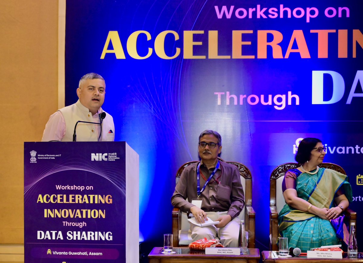 amit1kas's tweet image. #datasharing
#workshop
#speaker
#guwahati
We exchanged lot of innovative and doable ideas during importabt MeitY platform on Celebrating Innovation through Data Sharing, so as to connect the missing dots in future under ‘Ek Bharat’ Mission…Jai Hind 🇮🇳