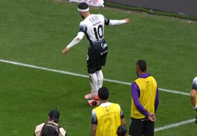 um abraço joão e ville tweet media