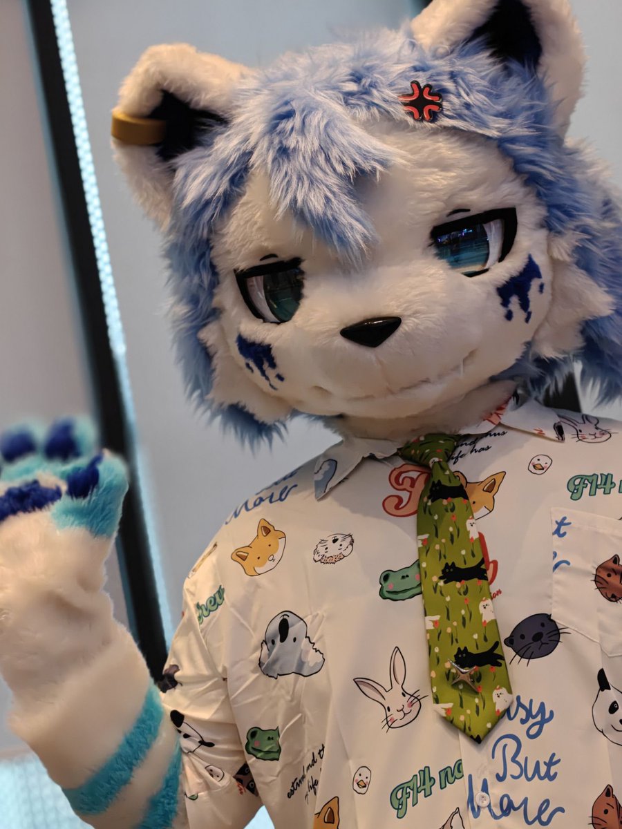 可爱百分百！
 #FursuitFriday
📷：<a href="/hinekota/">ネコタ@NEKOTA➡UTFG</a>