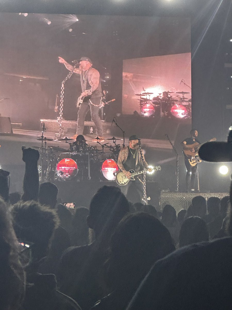 KatieLou Chariot tweet media