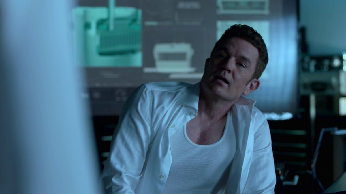 jamie_marsters's tweet photo. Pics of the Day: Sometimes you just need a James Marsters who looks like *this* to brighten up your day...
aka @JamesMarstersOf in @marvelsrunaways #2.10 "Hostile Takeover"
#JamesMarsters #MarvelsRunaways #Day? #Brightened #OKButThatLookInTheSecondPic #WhatEvenISThat #LoveIt https://t.co/60gq3zas9F