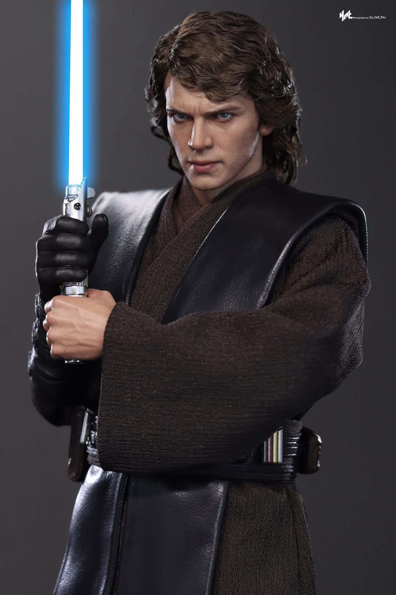 Hottoys Anakin (Artisan Edition) スターウォーズ Anakin Skywalker™ (Artisan Edition) Sixth Scale Figure by