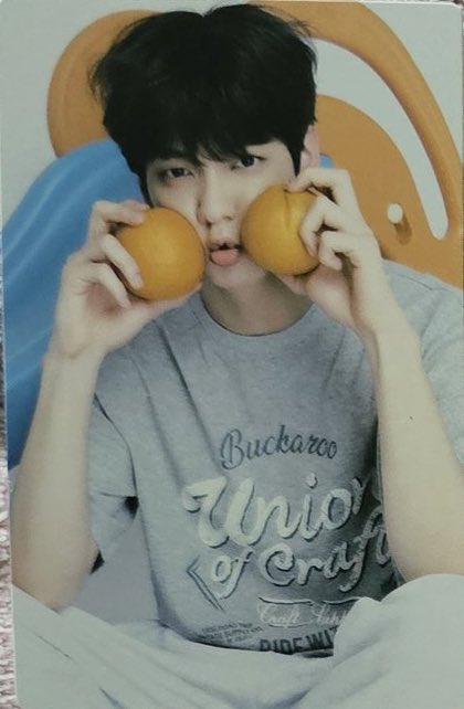 BY0BIN's tweet photo. 모아 멤버십 포카 #수빈 https://t.co/GxwyTeczQW