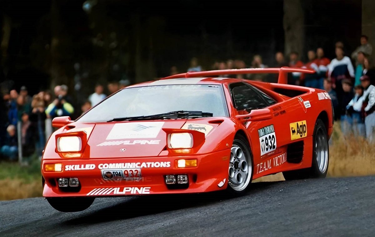 RSF_Motorsport's tweet photo. Sandro Munari / Jeremy Brownе, Lamborghini Diablo VT.
Rally Targa Tasmania, 1994.
#Rally #TargaTasmania #Munari #Browne #Lamborghini https://t.co/CwrlSgFWrz