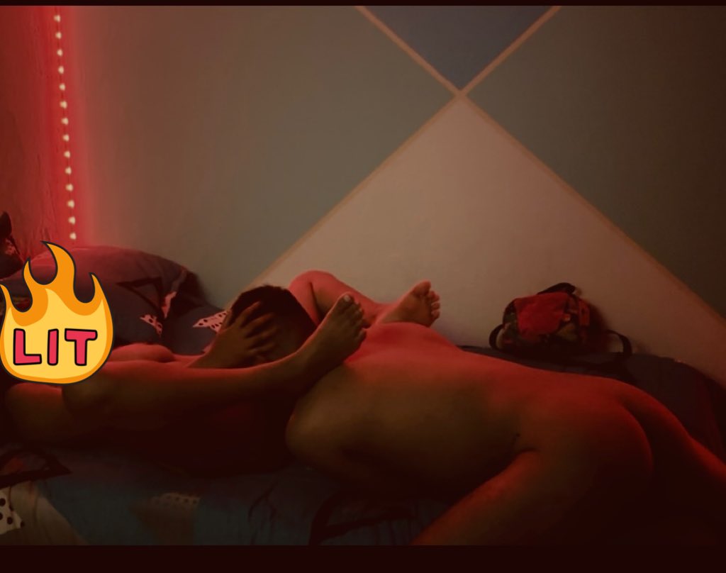 Si hay foto hay video :3
#couple #swinger #swingerbogota #softswing #blizz #exhibicionismo #novatos #OpenMind