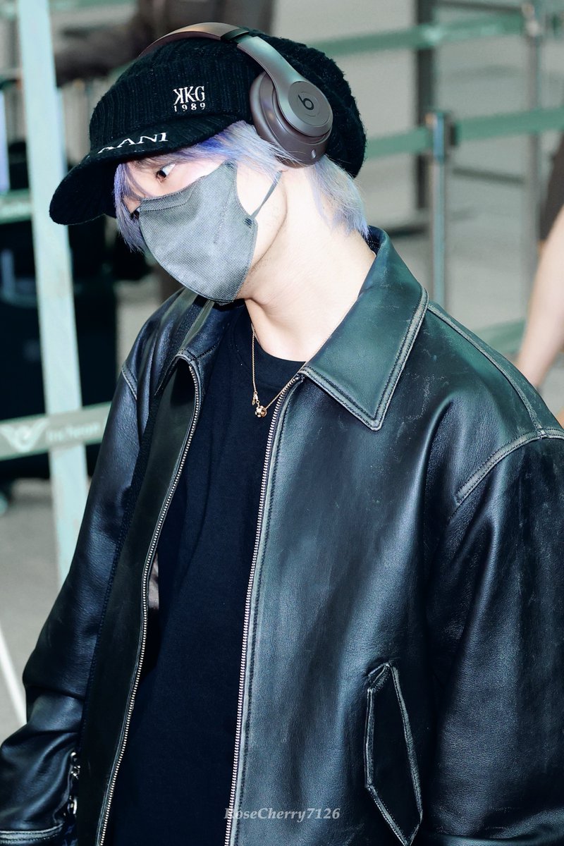 RoseCherry7126's tweet photo. 250328 ICN 출국

잘 가다와!!🫳🏻🫳🏻🫳🏻

#NCT127 #YUTA #유타 
#ユウタ #悠太 #中本悠太 https://t.co/wnmMbOt6PT