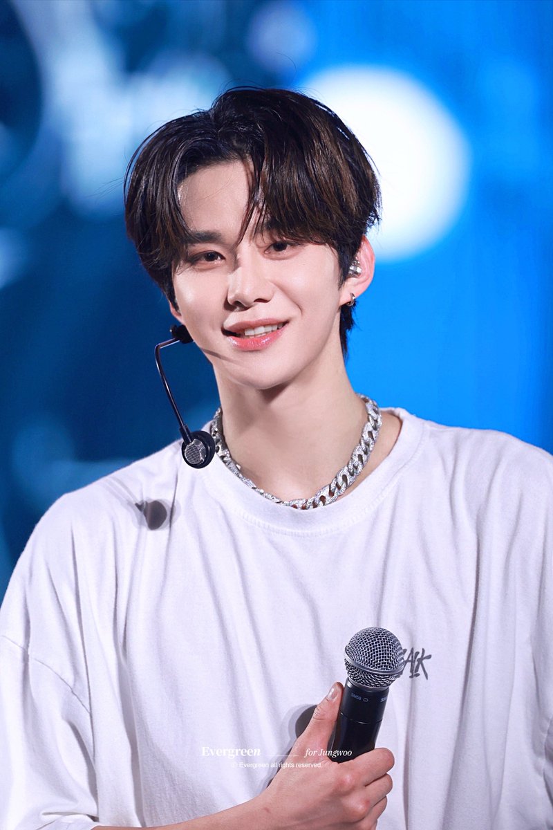 SUGARlNGPEACH's tweet photo. NCT’s Jungwoo donated 50 million won to support the recovery efforts for the wildfire damage occurring in South Korea💚 https://t.co/CggJheBypo