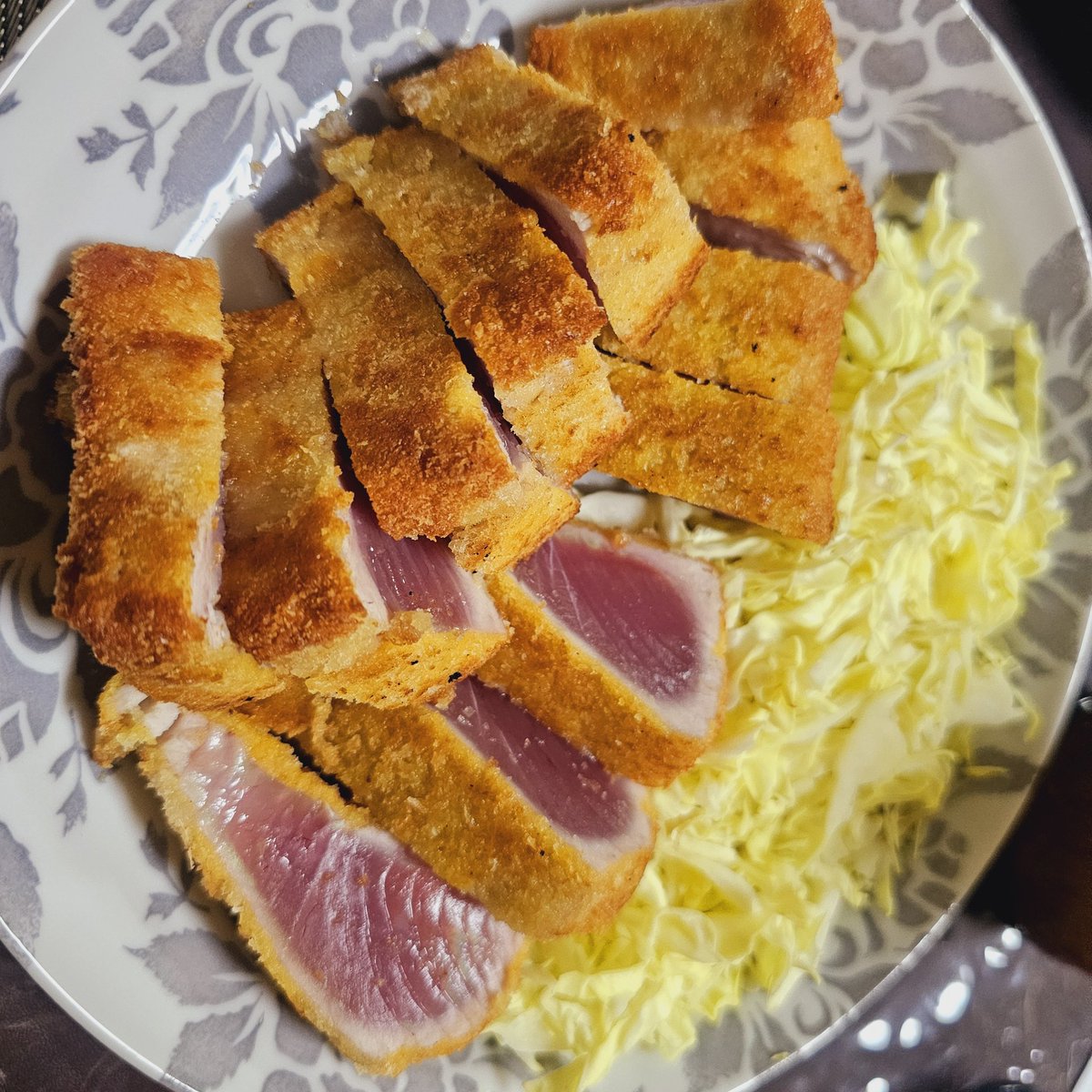 n_elfi_r's tweet image. この前のトンジギ、船酔いからの、9本釣って8バラシの1鮫切れ🥹
竿柔らかくて合わせきれなく凄く悔しい🥲
自己最高記録更新したけど悔いが残る釣行でした。
後貰った川🐟
次はバラシないようにしたい🥹