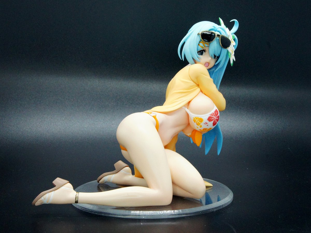 Boothにて「ヒヨリ（水着）」の
販売を開始しましたので
興味のある方はぜひよろしくお願いします‼

＃ブルーアーカイブ