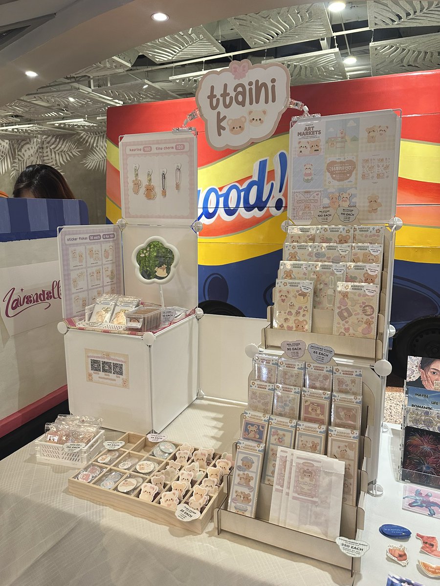 ☁️ day one of vecina market @ eastwood citywalk ⋆˚｡⋆୨୧˚

𓏲 ˖ . come and say hi ! 

⌗ ph art stationery shop sticker keyring button pin phone grip designs deco polco cute anik anik trinkets art market