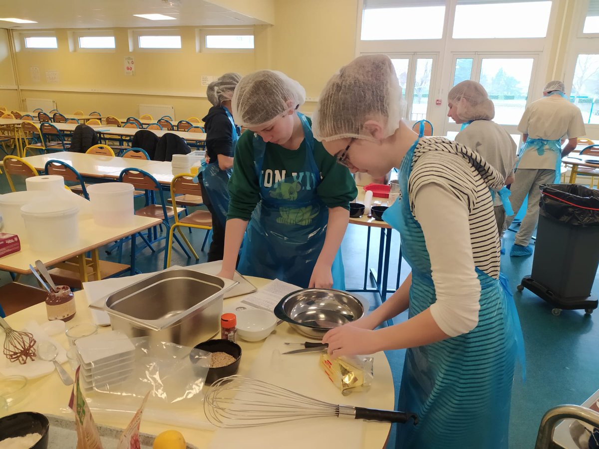 clg St Exupéry Gers tweet media