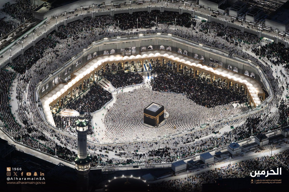 walhalabi's tweet photo. ينالني الفخر والاعتزاز كلما رأيت صورة للمسجد الحرام حيث تشرفت بأن اكون ضمن كوكبة أُختيرت للعمل بمشروع التوسعة الثالثة وتوسعة المطاف لمدة عشر سنوات فلله الحمد والمنة على هذا الشرف العظيم
#يابلادي_دمتي_فخر_المسلمين
#التوسعة_السعودية_الثالثة
#المسجد_الحرام
#مكة_المكرمة https://t.co/uAjJbkokIE