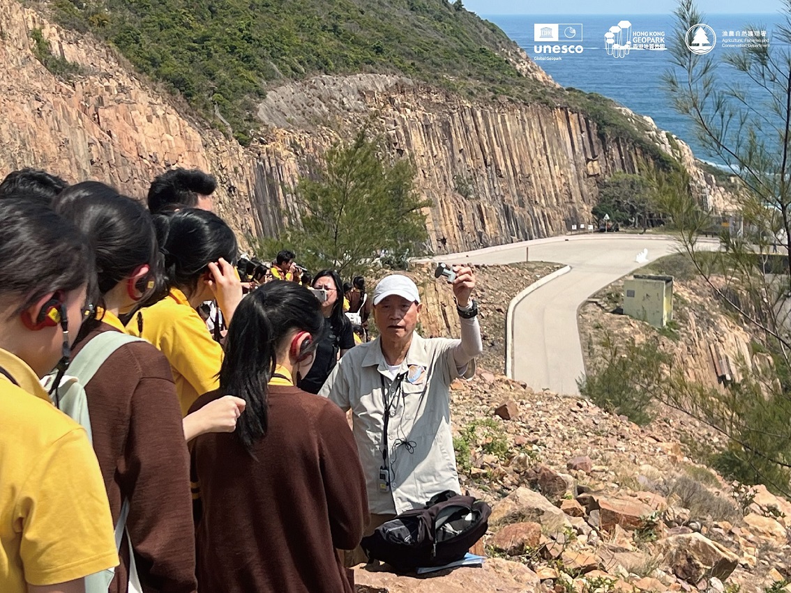 9th R2G Recruitment Starts Soon!
Apply Sept–Dec 2025 to become an accredited Geopark Guide for Hong Kong Geopark!
🗓️ Interviews: Early 2026 (notifications 4–8 weeks after deadline)
🔗 Details
Assessment Method: hkr2g.net/r2g-2?lang=en
Assessment Criteria: hkr2g.net/r2g-3?lang=en
