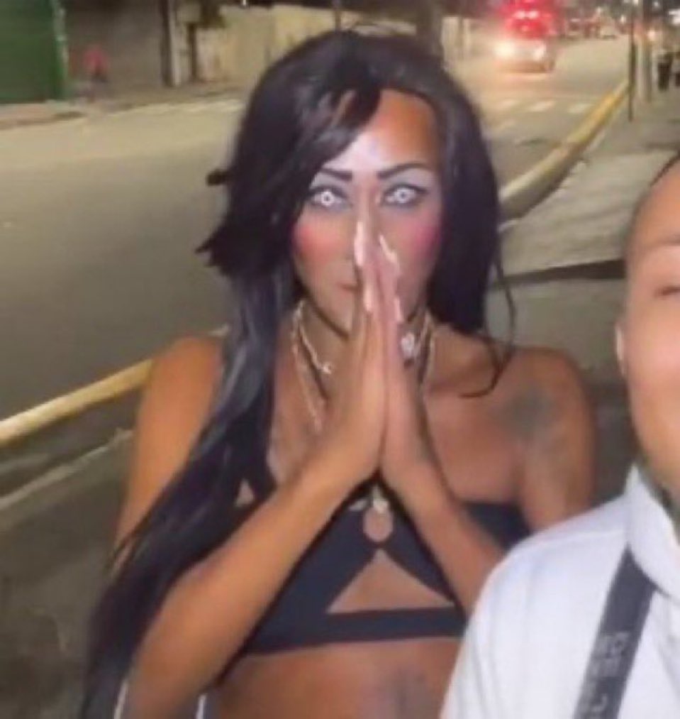 que intro podre é essa