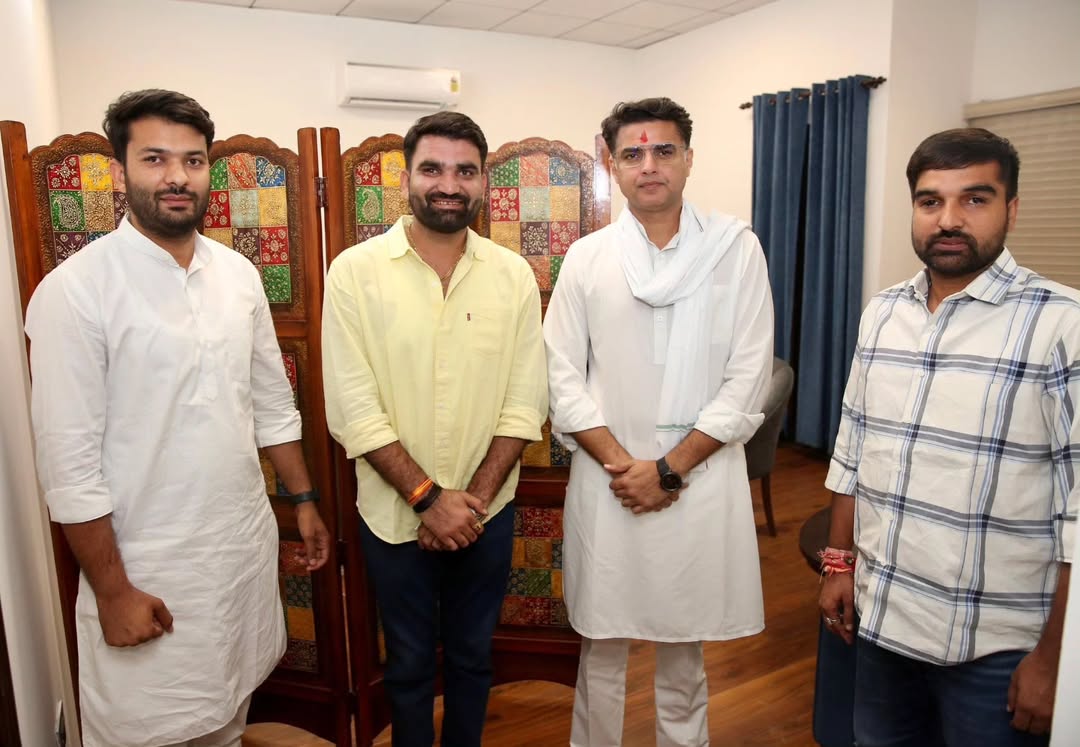 Chetan Chotiya Sarpanch (@incchetanchotya) on Twitter photo कर्तव्य पथ पर जो भी मिला,
यह भी सही वो भी सही ! <a href="/SachinPilot/">Sachin Pilot</a> <a href="/AbhimanyuP00NIA/">Abhimanyu Poonia</a> <a href="/ShivprakashGjr/">Shivprakash Gurjar 🇮🇳</a> कर्तव्य पथ पर जो भी मिला,
यह भी सही वो भी सही ! <a href="/SachinPilot/">Sachin Pilot</a> <a href="/AbhimanyuP00NIA/">Abhimanyu Poonia</a> <a href="/ShivprakashGjr/">Shivprakash Gurjar 🇮🇳</a>