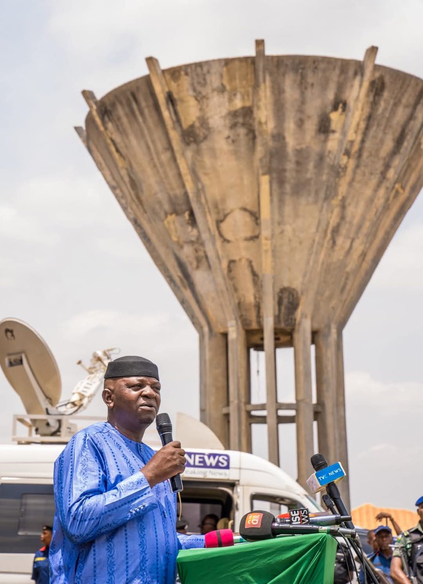terlumun_utsev's tweet photo. FG FLAGS-OFF REHABILITATION AND UPGRADE OF MULTI-BILLION  NAIRA UGBEMA-GBOKO WATER PROJECT, PROMISES MORE INTERVENTIONS TO TACKLE WATER CHALLENGES IN BENUE.

The groundbreaking event for the rehabilitation of Buruku-Gboko Water Supply Treatment Plant Ameladu . https://t.co/FpXrLZiwsj