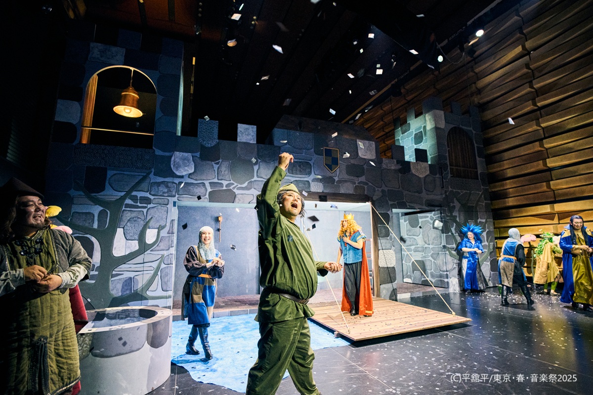 tokyo_harusai's tweet image. 📸リハーサル写真到着📸

3月27日 [木]
東京春祭 for Kids
子どものためのワーグナー《パルジファル》
（バイロイト音楽祭提携公演）
［三井住友銀行 東館　ライジング・スクエア1階　アース・ガーデン］

最終リハーサルの様子が届きました！…