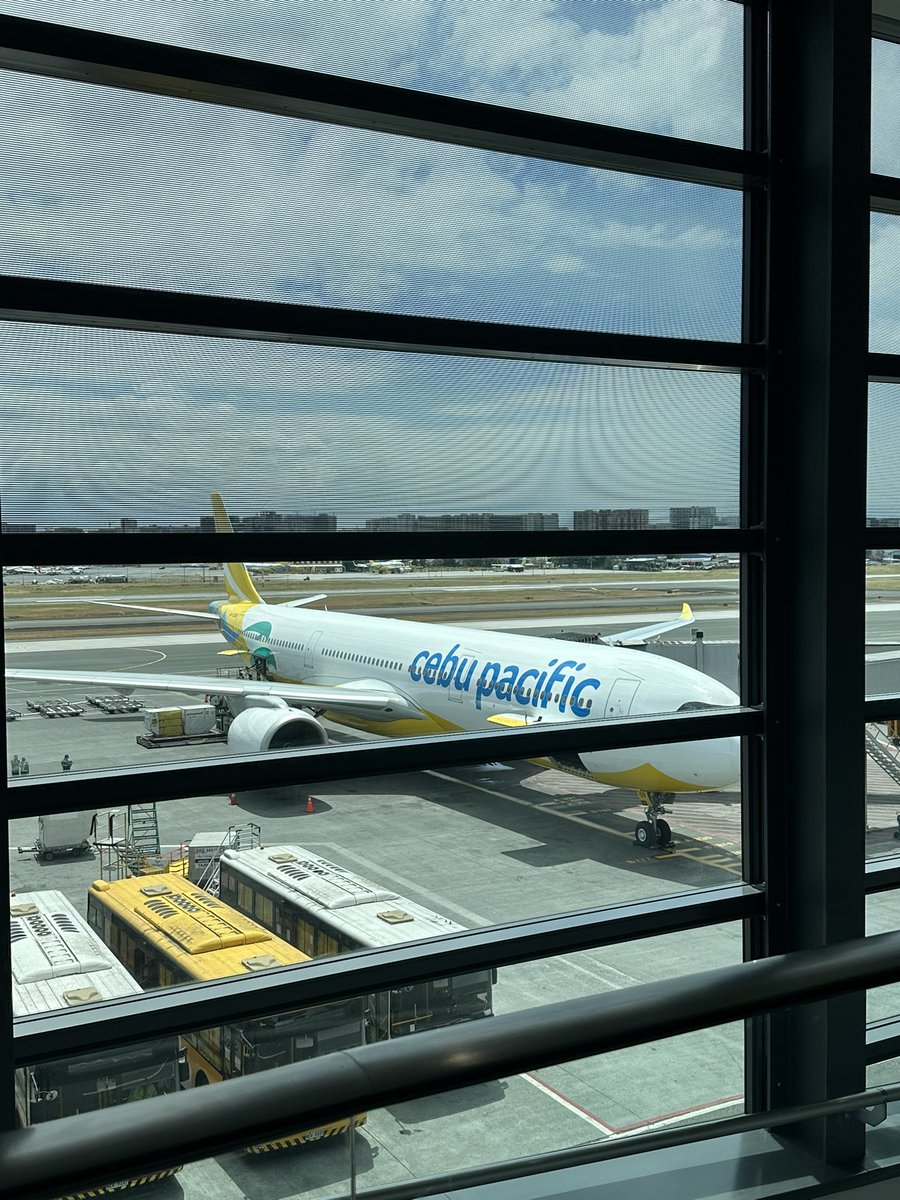 Sammzziiee's tweet image. See you Iloilo ✈️♥️

#plhiv #pozz #travelpoz