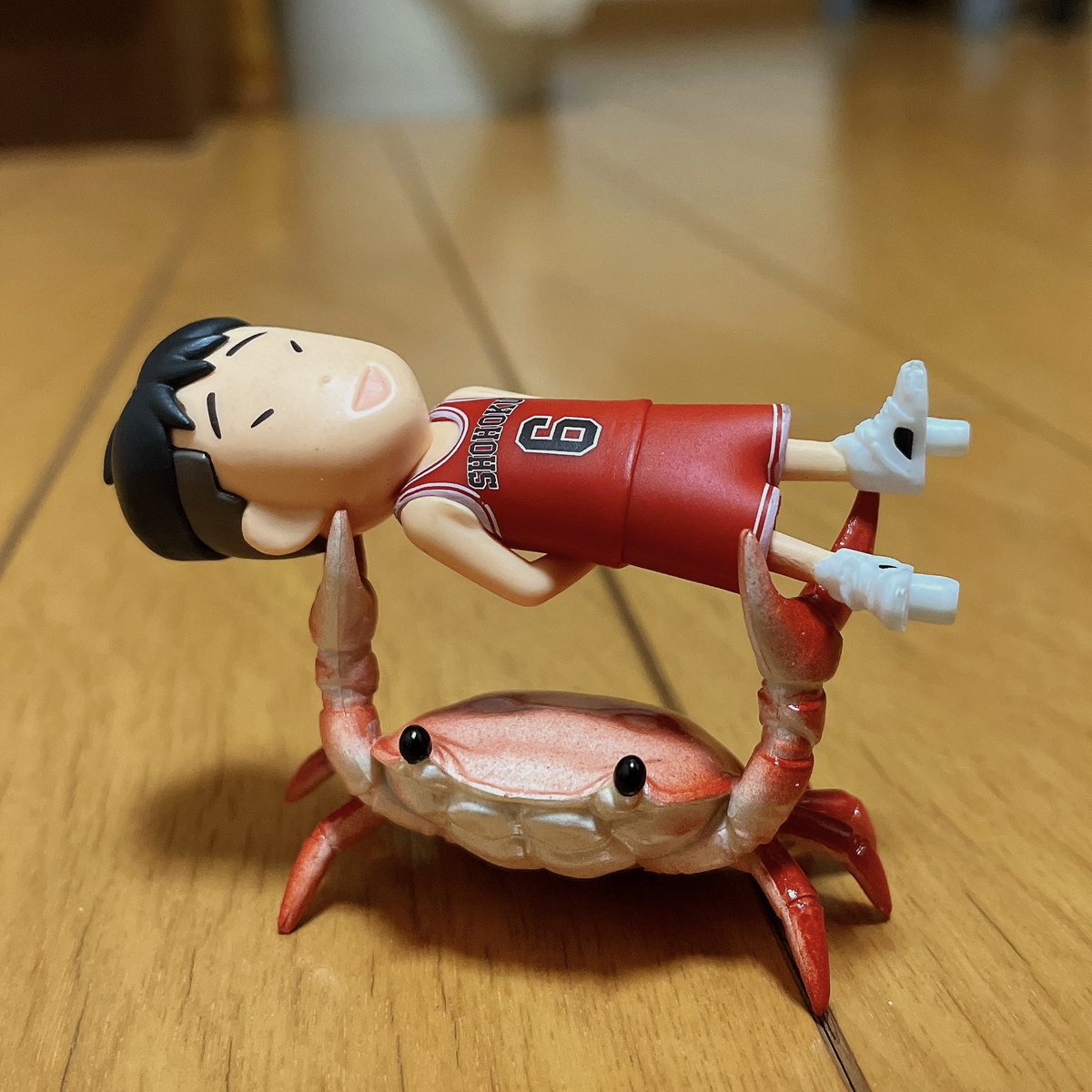 カニに運ばれるヤスを置いとこうね🦀