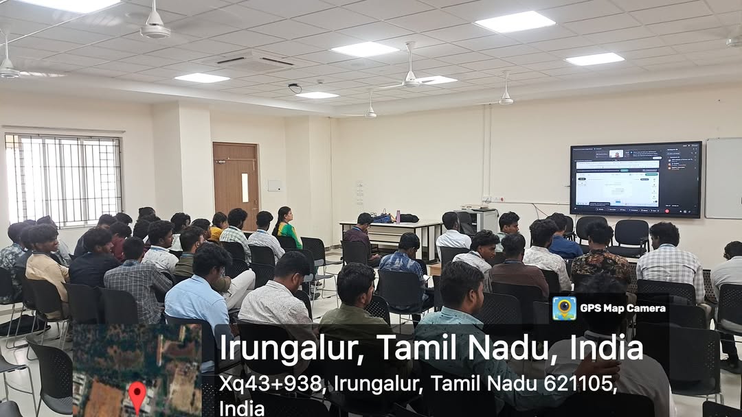 srmist_trichy's tweet image. The **School of Computing** at **SRM Institute of Science and Technology, Tiruchirappalli** successfully hosted an insightful **Industry Guest Lecture** on **'Software Design Principles'** on **March 21, 2025**!
#SRMIST #SchoolOfComputing #SoftwareDesign