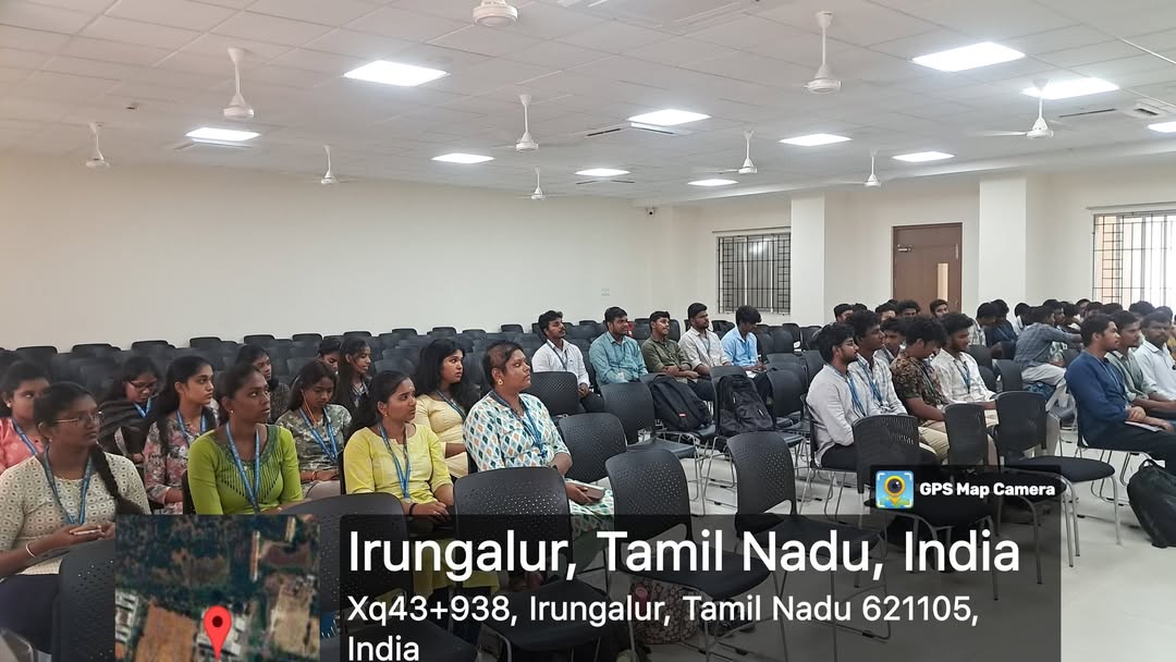 srmist_trichy's tweet image. The **School of Computing** at **SRM Institute of Science and Technology, Tiruchirappalli** successfully hosted an insightful **Industry Guest Lecture** on **'Software Design Principles'** on **March 21, 2025**!
#SRMIST #SchoolOfComputing #SoftwareDesign