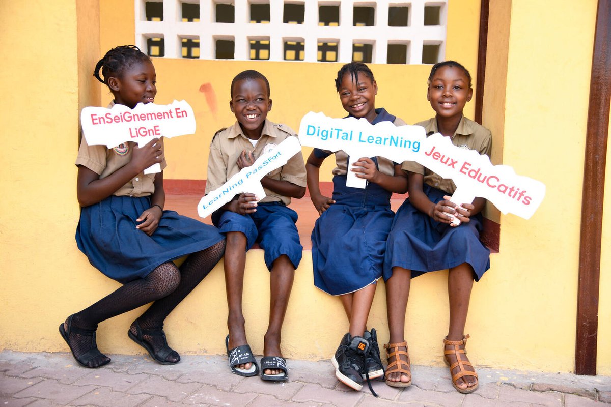 GillesFagninou's tweet image. Le numérique est essentiel pour doter une génération d&apos;apprenants des compétences nécessaires à l&apos;avenir.

Grâce à notre partenariat avec Airtel Africa, 1,5 million d&apos;enfants ont accès à l&apos;apprentissage numérique dans 1 500+ écoles connectées réparties dans 13 pays d&apos;Afrique.