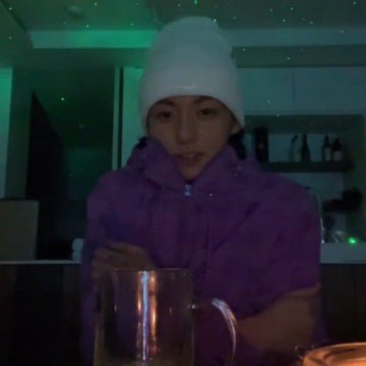 비니를똘병이처럼쓰는게존나웃