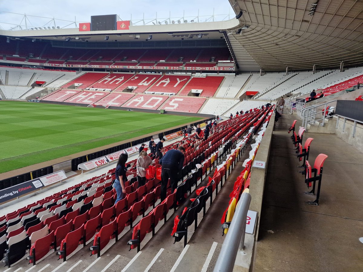 MPCT (@mpct_hq) on Twitter photo ๐ดโโ ๏ธโฝ MPCT Sunderland Learners Supporting Their Community! โฝ๐ดโโ ๏ธ
Yesterday, our amazing MPCT Sunderland learners were out at the Stadium of Light helping to put flags out, ready for Saturdayโs big match against Millwall! ๐๏ธ๐ฅ
Weโre so proud of all their hard work ๐ช๐ฝ ๐ดโโ ๏ธโฝ MPCT Sunderland Learners Supporting Their Community! โฝ๐ดโโ ๏ธ
Yesterday, our amazing MPCT Sunderland learners were out at the Stadium of Light helping to put flags out, ready for Saturdayโs big match against Millwall! ๐๏ธ๐ฅ
Weโre so proud of all their hard work ๐ช๐ฝ
