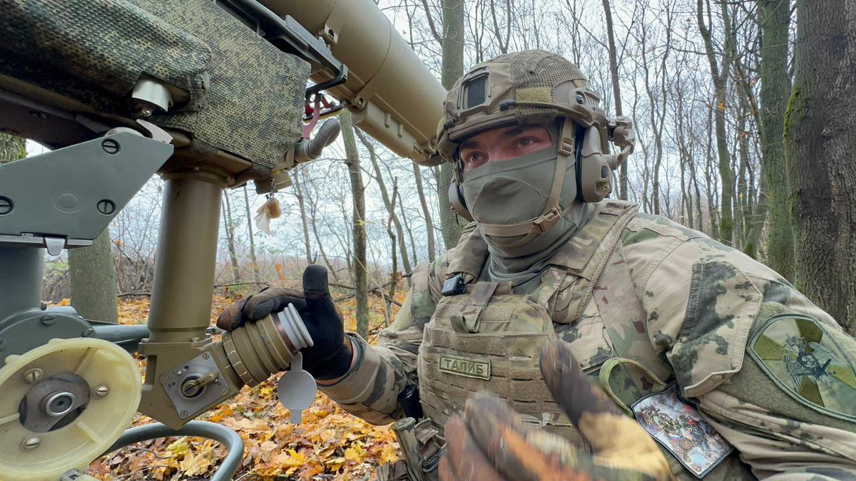 В Курской области погиб Герой России и герой моих репортажей

Только вчера ему написал, поздравил с Днем Росгвардии. Он не ответил, я решил, что на задаче. А сегодня узнал, что его не стало.

Полный текст в Telegram:

t.me/sashakots/52760