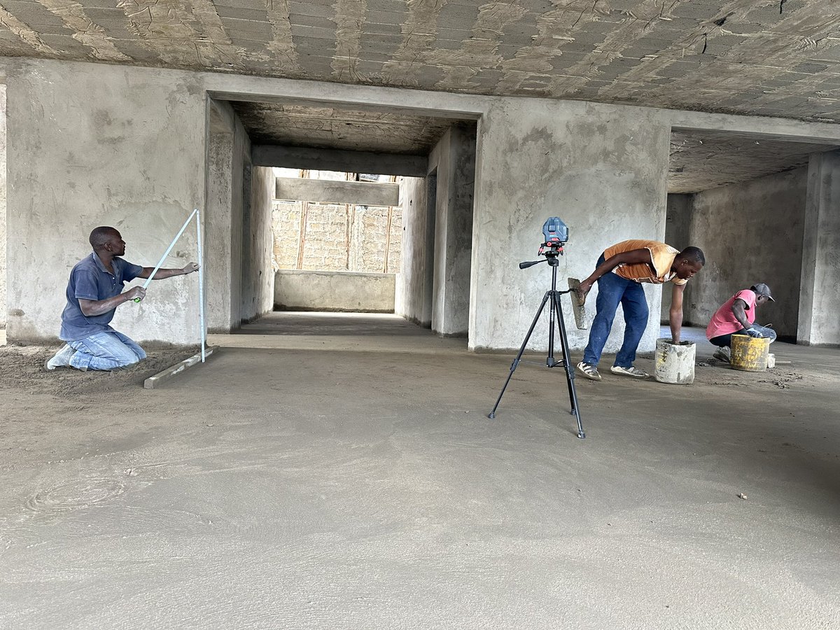 Mwangi_James_MJ's tweet image. Screeding works ✅✅
#scalestudio #designandbuild #creatingbeautifulspaces