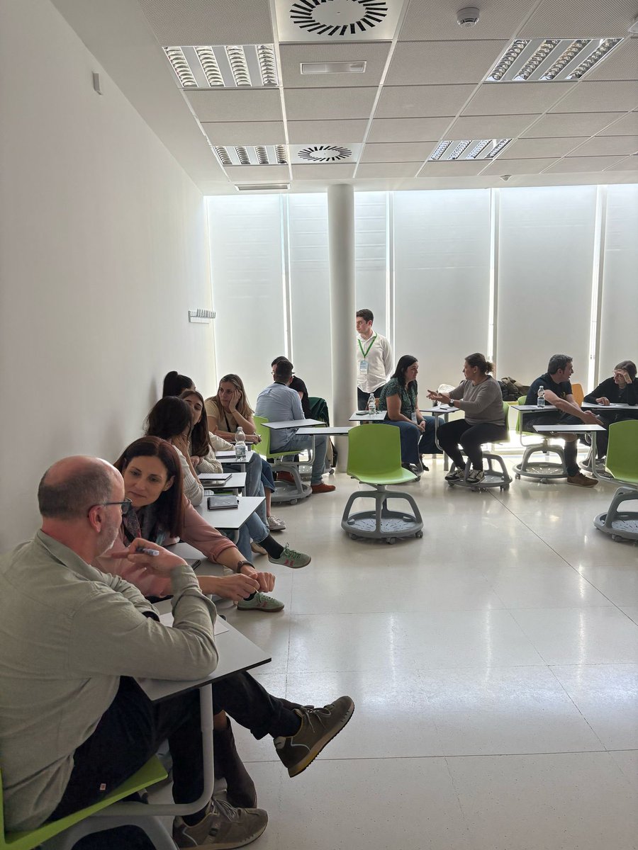 Taller 3: ¿cuál es tu estilo de escucha? Adapta la escucha para tener conversaciones productivas.
<a href="/InfoUMA/">Universidad de Málaga</a> 

#sessep25