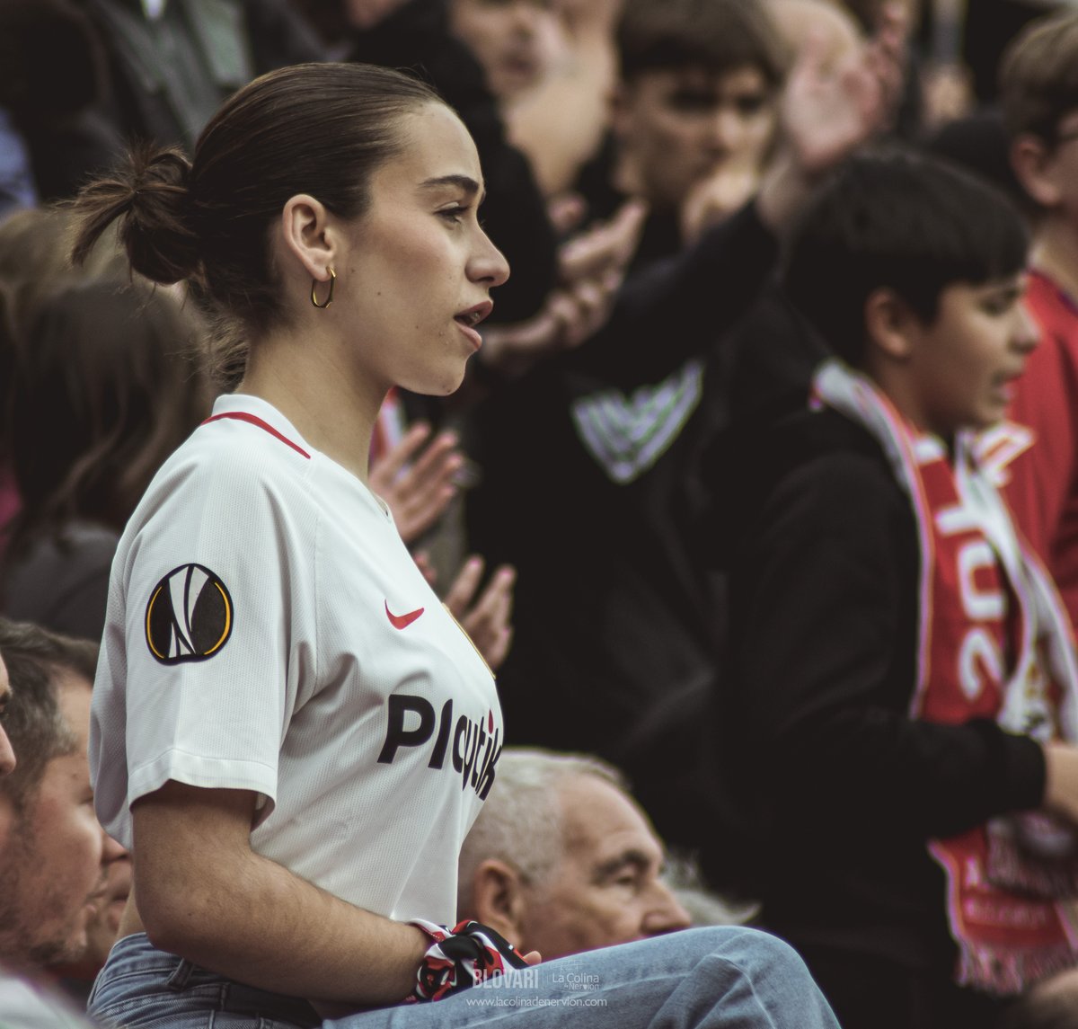 📸¡Se viene el Gran Derbi!⚪️🔴

#ElGranDerbi #RealBetisSevillafc #Sevilla #RealBetis #SevillaFC #derbi