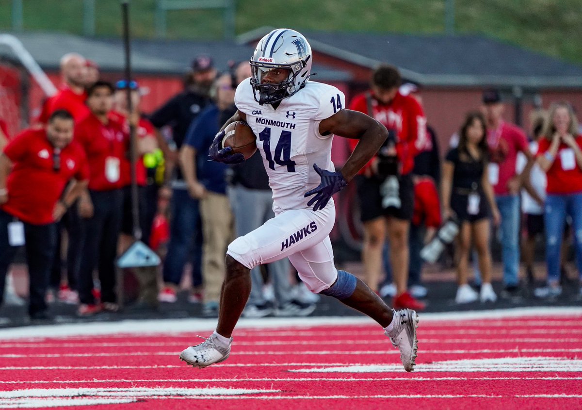 Coach_KCal's tweet image. #FastFriday: Step Through &amp;amp; Score

#FlyHawks #WRU @MUHawksFB @JoshDerry4