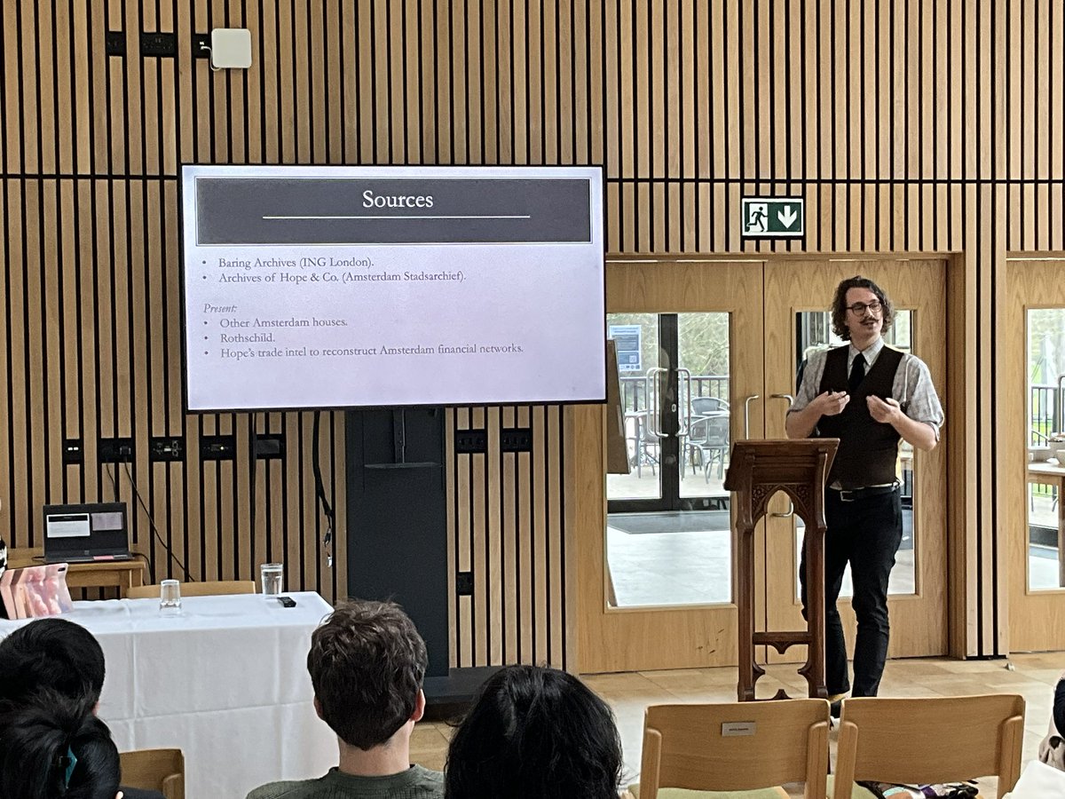 Global Correspondent Banking 1870-2000 tweet media