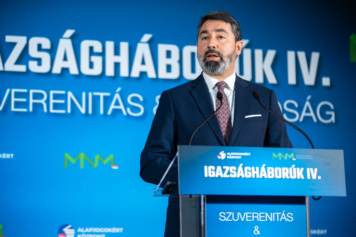 alapjogokert's tweet photo. 'This is what a thousand years of Hungarian history is all about: defending Europe from external conquerors and defending Hungary from European conquerors.' 🇭🇺

Today's edition of the conference series Wars of Truth. https://t.co/2gLIfT41mU