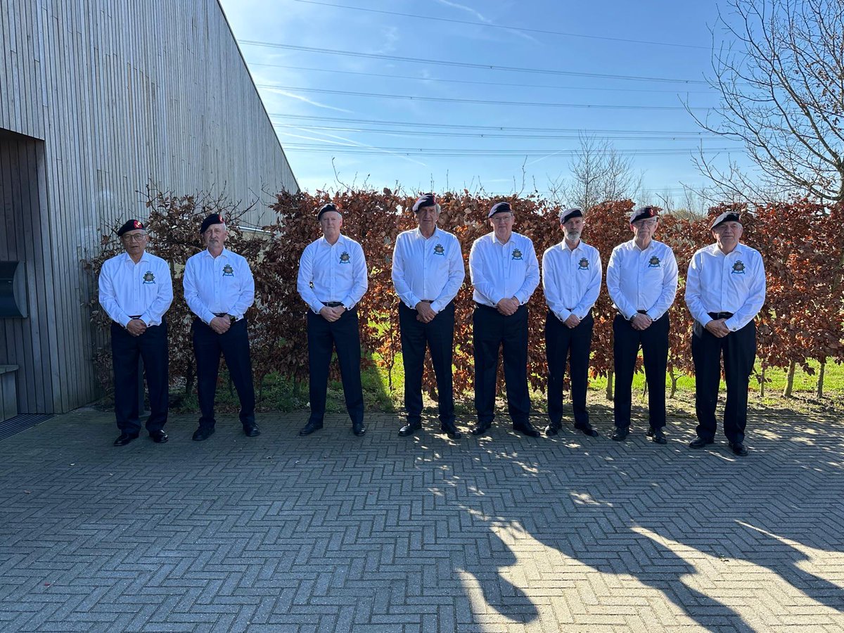 MUitvaartteam's tweet photo. Op donderdag 27 maart 2025 was het Mariniers Uitvaartteam als erewacht aanwezig bij de uitvaart van oud marinier John Baart (60 jaar) te Borne. Goede reis naar Wolk 1665 John. R.I.P. marinier.  QPO. https://t.co/YWnUDug0a4