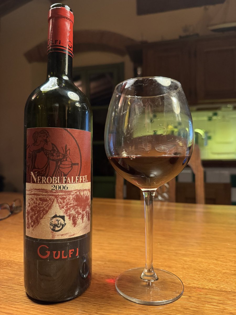 Gulfi Nerobufaleffi 2006: Single-vineyard, bush-trained Nero d’Avola from dry-farmed limestone soils, showcasing Gulfi’s dedication to natural cultivation and terroir expression.