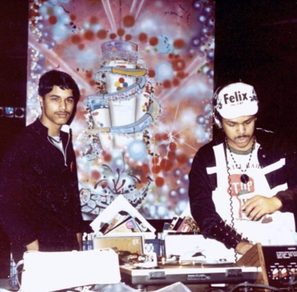 1983 : William "Bill Blast" Cordero, 1983 mural for Lucky Strike &amp; at the Roxy with Djs Afrikaislam Bambaataa aka MrX

 ©artistes

#billblast #bambaataa #theroxy #theroxytheatre #artandmusic #artandmusichistory  #arthistorian #nycart #nycartists #nychistory #postgraffitioldschool