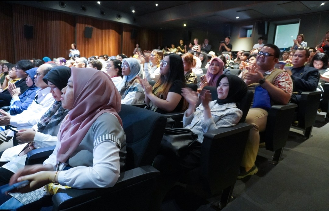 CyprusIndonesia's tweet photo. Kesimpulan terbaik untuk penutupan Pekan Frankofoni yang kaya akan kekayaan budaya
Pianis #Siprus Annini Tsioutis membawakan karya karya composer ternama dari Siprus dan Wilayah Francophone beberapa di antaranya di pengaruhi oleh Gamelan Jawa
Sampai Jumpa Tahun Depan! https://t.co/7Bq3CjjDHF
