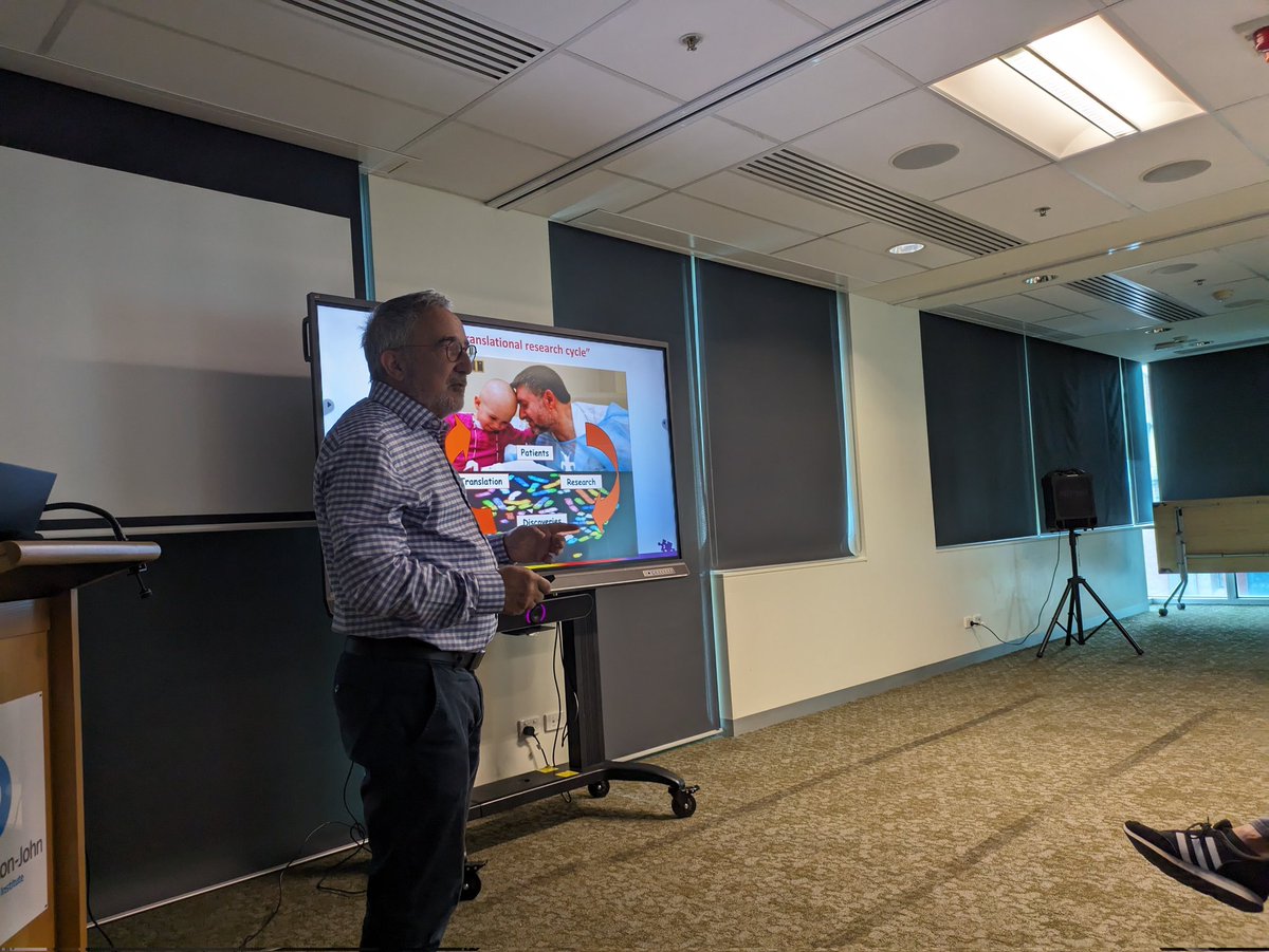 sadras_t's tweet image. An honour to have Prof Shai Izraeli visit ONJCRI and present his wisdom on the role of JAK2 and predisposition syndromes in paediatric leukaemia!