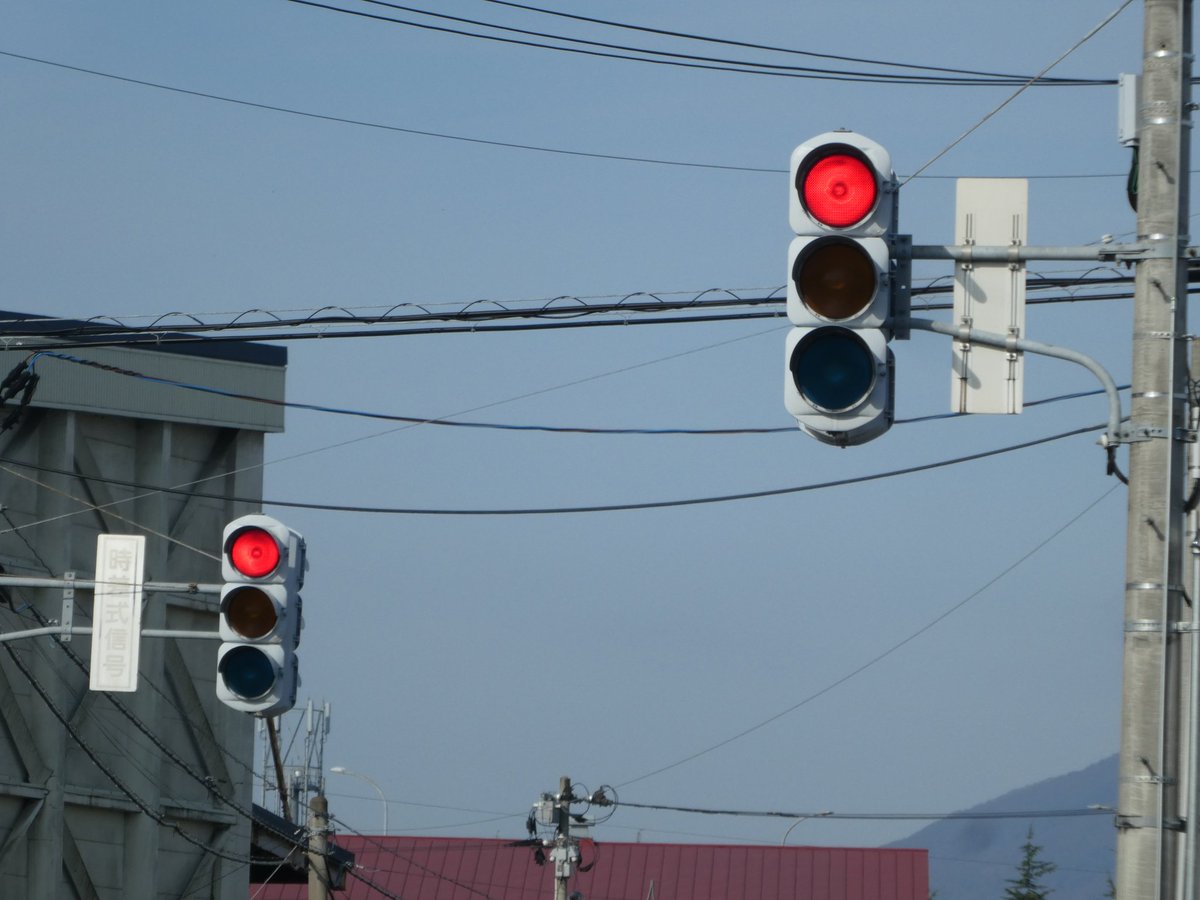 交通信号制御機 警交仕規第1012号「版4」 形式 KS-17 製造番号 3J2225