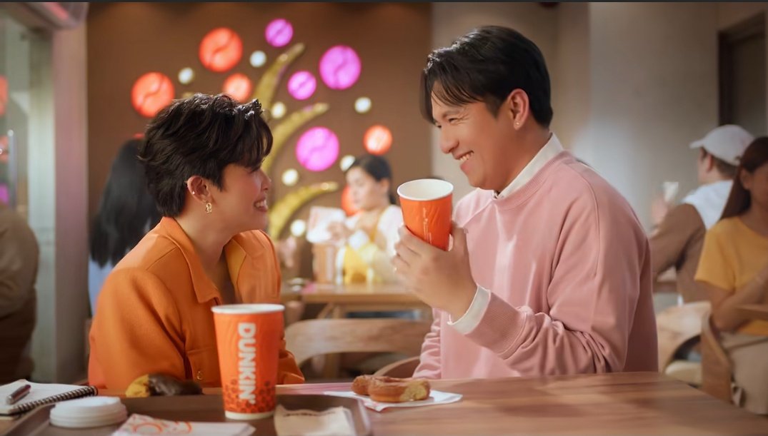 SupremeSquad014's tweet photo. ready na magdunkin, mag iilove u nlng wala !! EMZ 

@tjmusicmonterde
@KZofficial
@dunkinph

#PALAGIngDUNKINPH 
#TJxKZ https://t.co/CxLn0Q4riz