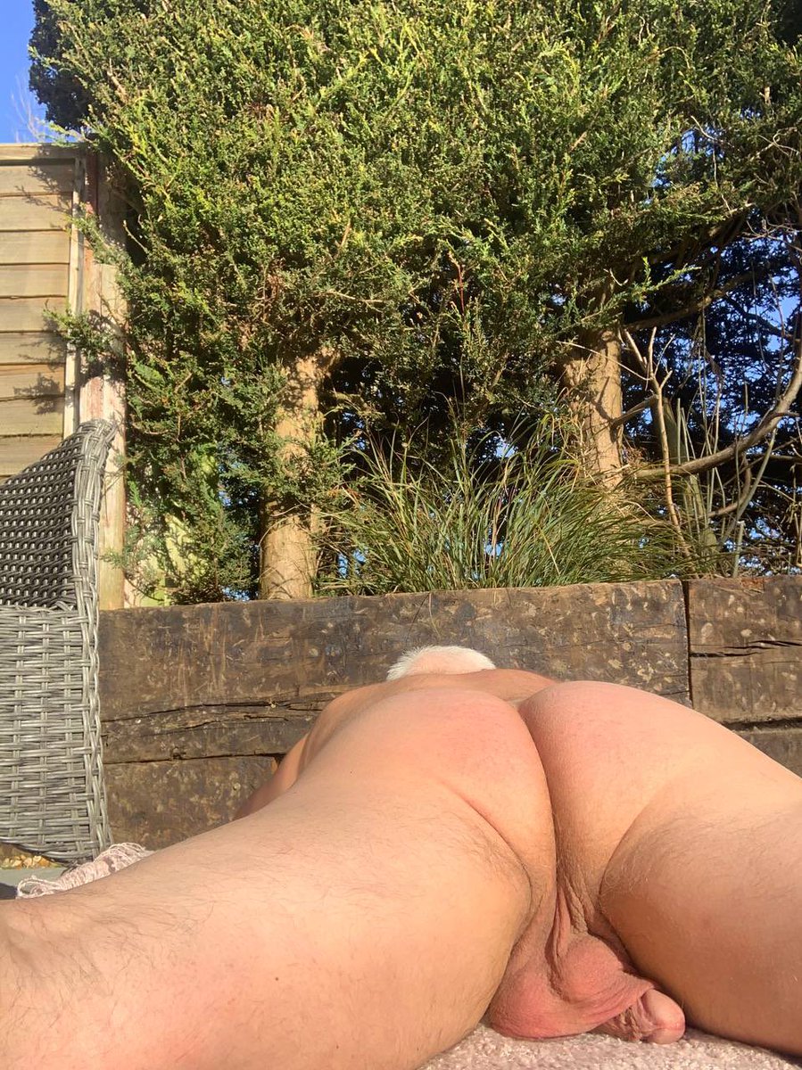 We have an argument going about who has the best bum! I say he has and he says I do! Can you settle the argument and also reply with some of your bum pictures, so we can see if there’s a better bum out there? I’ll repost all replies❤️