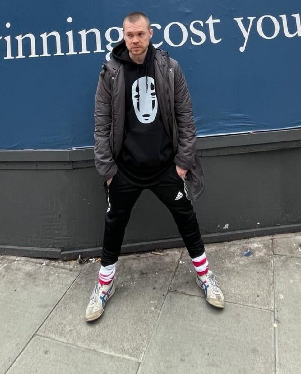 Lee Hurst tweet media