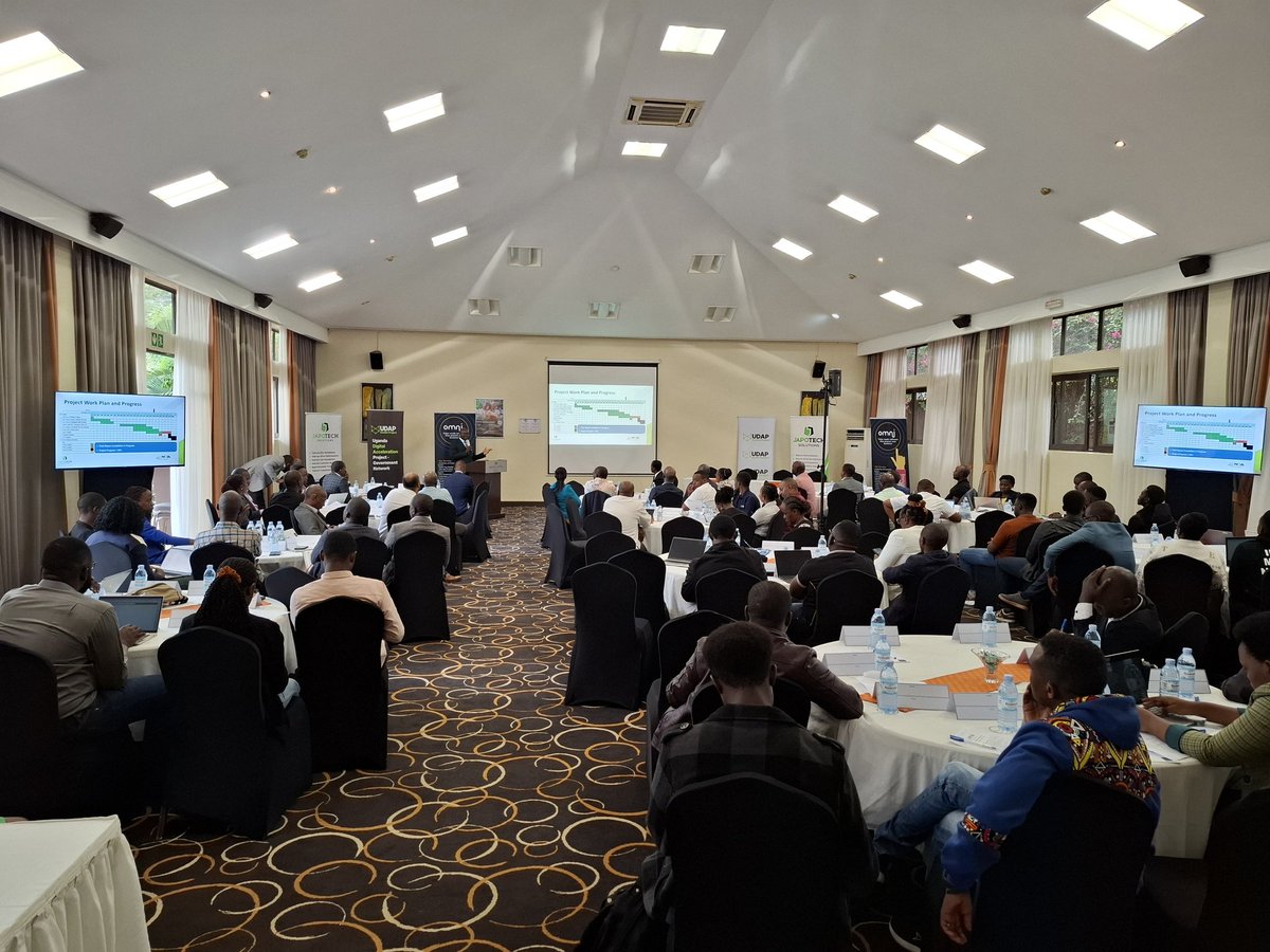 byaruhj's tweet photo. Happening Now! Paul Onek @Japotechug, presenting the findings of the Mobile broadband survey to cover the underserved areas in Uganda as part of the NITA/World Bank #UDAP project. https://t.co/Q26CpzQKgI