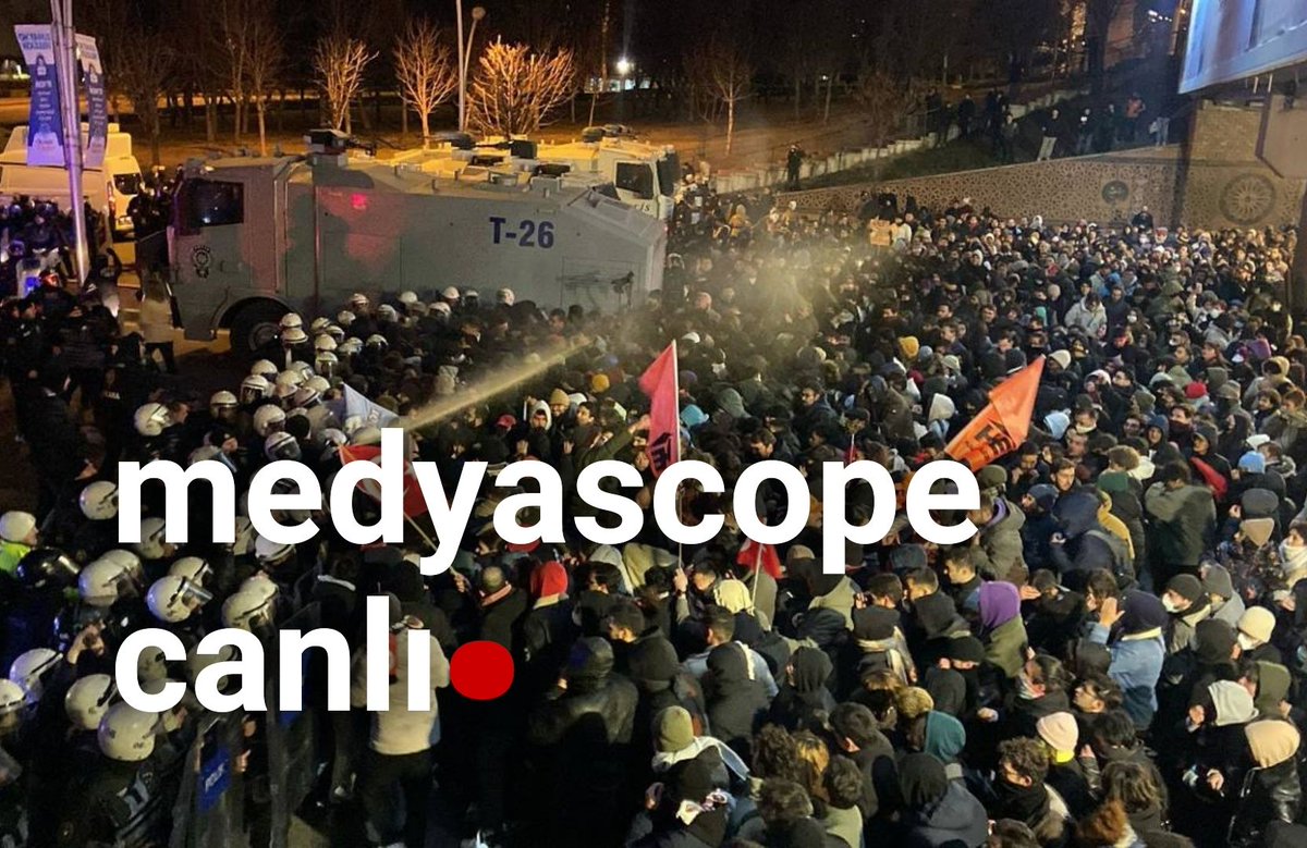 Mehmet Pehlivan gözaltına alındı

CHP’nin boykot listesini yayınladığı siteye erişim engeli getirildi

Evrensel muhabiri Nisa Sude Demirel gözaltına alındı

Dakika dakika gelişmeleri aktardığımız canlı anlatım sayfamız yayında: bit.ly/4j4LEKz